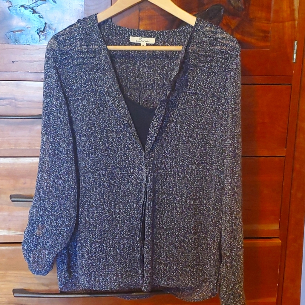 Elegant Black and White Women's Top